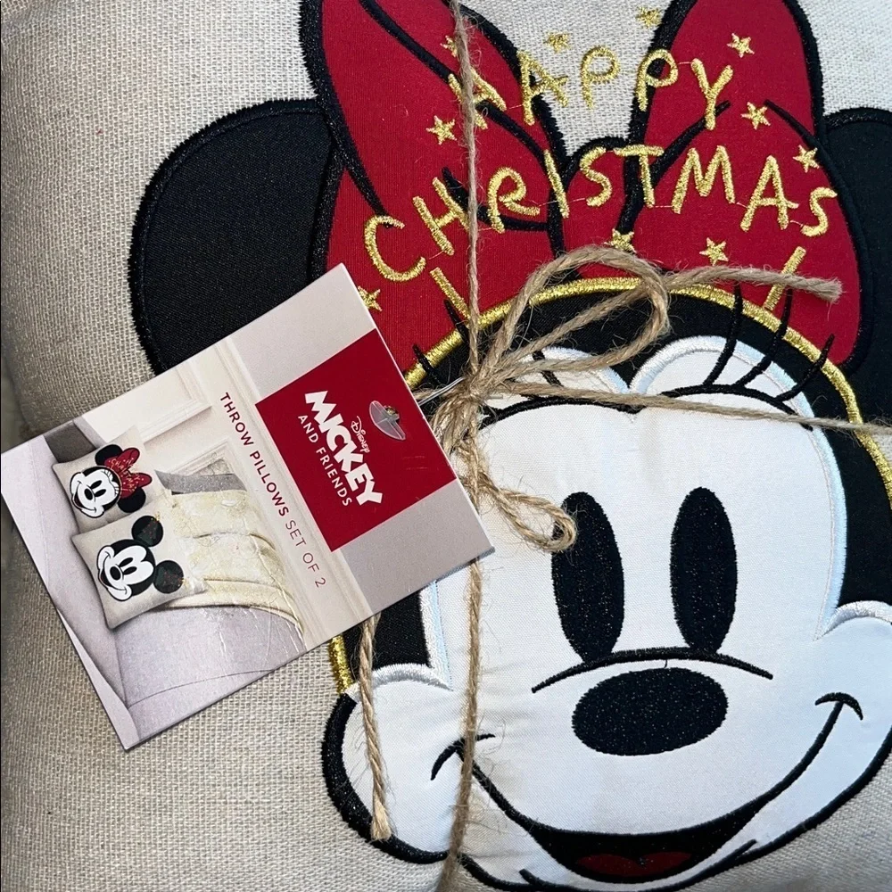 🆕 Disney's Mickey & Minnie Mouse 2-Piece Christmas Throw Pillows Set Green